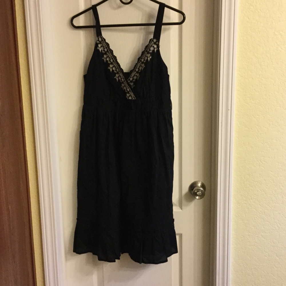 Super cute sun dress